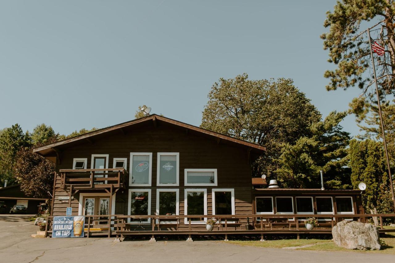 Silver Rapids Lodge & Campground Ely Exterior photo